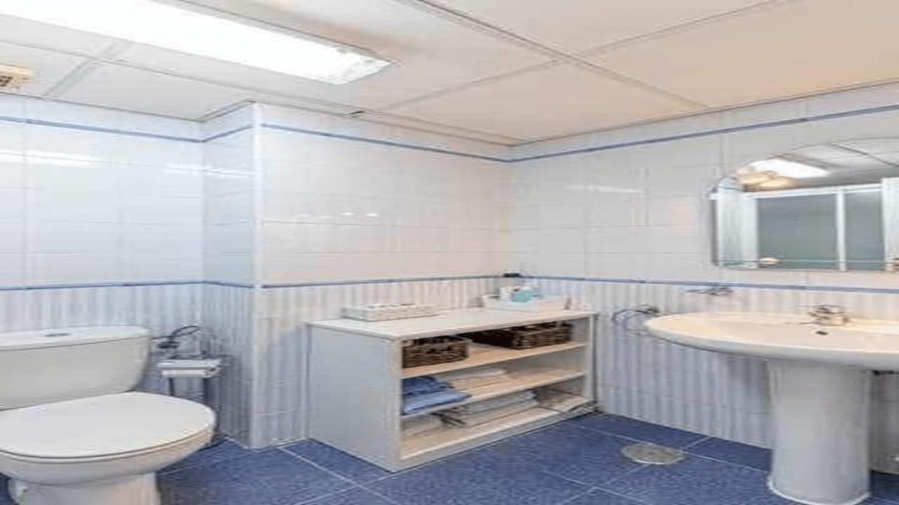 797 Holiday Rentals - Piso Para 4 Con Amplia Terraza Al Jardin Y Al Mar Benalmadena Luaran gambar