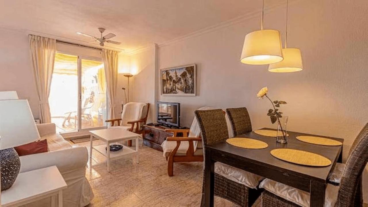 797 Holiday Rentals - Piso Para 4 Con Amplia Terraza Al Jardin Y Al Mar Benalmadena Luaran gambar