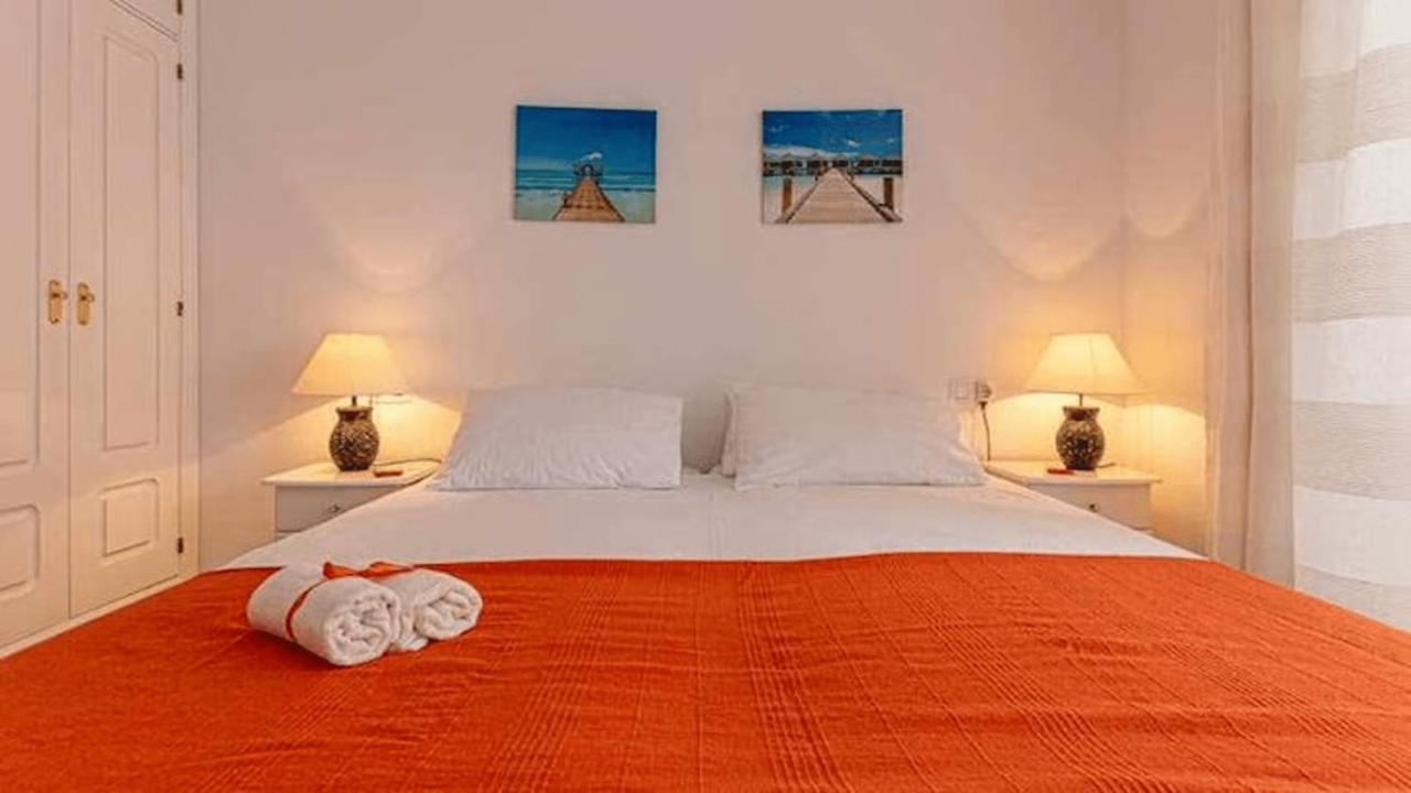 797 Holiday Rentals - Piso Para 4 Con Amplia Terraza Al Jardin Y Al Mar Benalmadena Luaran gambar