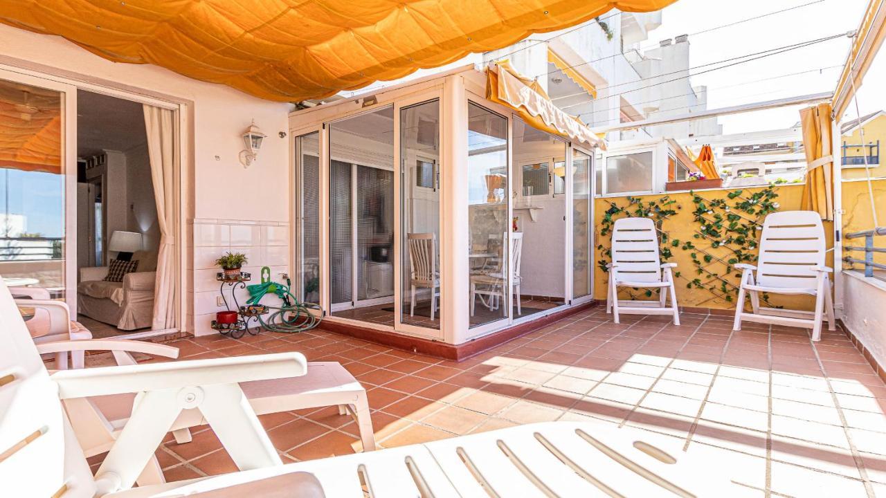 797 Holiday Rentals - Piso Para 4 Con Amplia Terraza Al Jardin Y Al Mar Benalmadena Luaran gambar
